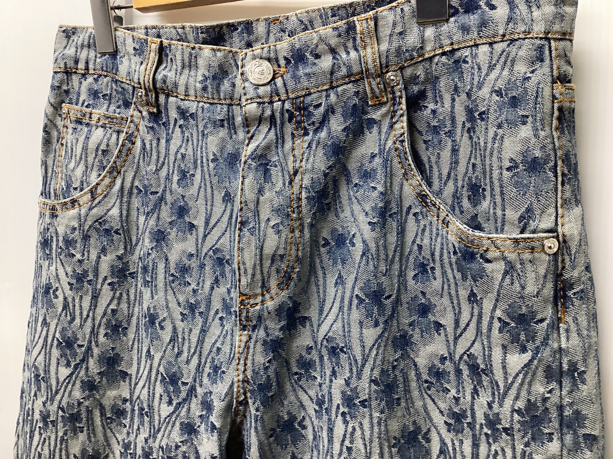 イタリア製　ETRO エトロ　ストレート　デニムパンツ　28 中古・古着通販】ETRO (エトロ) ペイズリーデニムパンツ 161