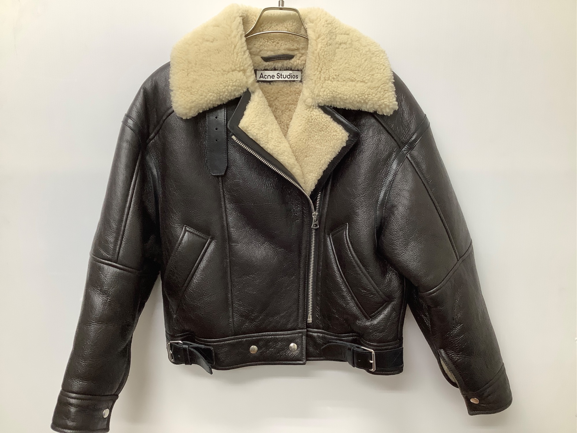 Acne studios/アクネ ストゥディオス】レザージャケットをご紹介