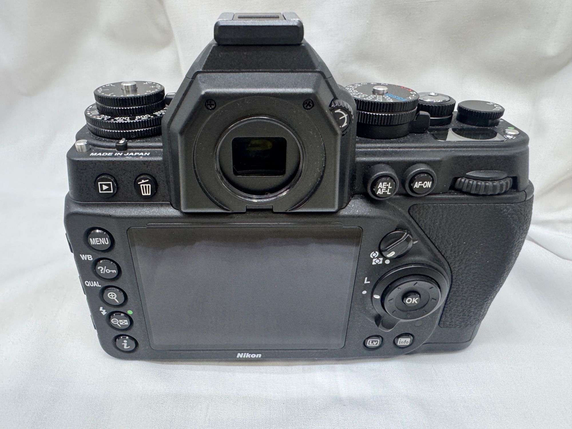 【仮出品|本掲載18:00〜】Nikon Df デジタル一眼レフカメラ 訳あり Amazon | 【整備済み品】 Nikon デジタル一眼レフカメラ Df シルバー