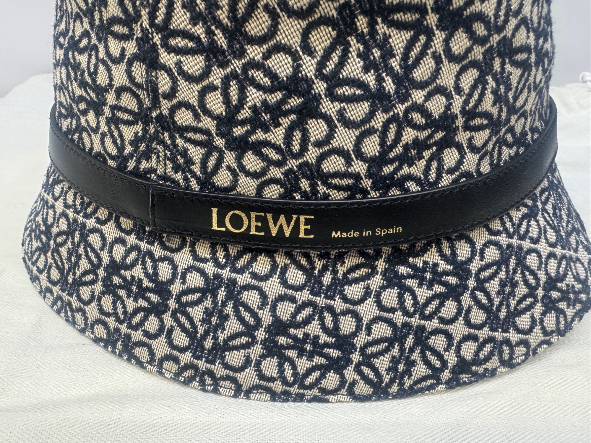 【新品未使用品】ロエベ　アナグラム　バケット　ハット 中古・古着通販】LOEWE (ロエベ) アナグラムバケットハット ネイビー