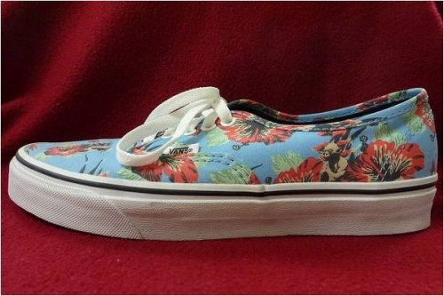 シューズのVANS（ヴァンズ）