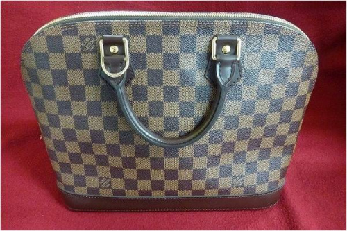 レディースファッションのハンドバッグ