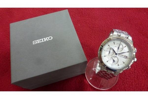 ファッションの腕時計