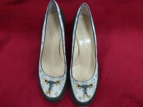 シューズのルイ・ヴィトン（Louis Vuitton）