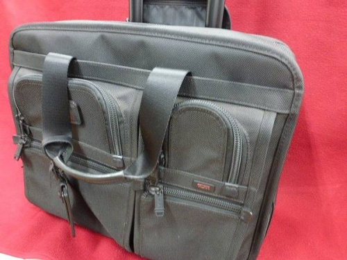 メンズファッションのビジネスアイテム