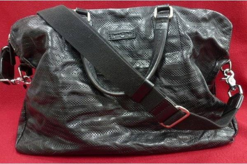 ビジネスアイテムのレザー