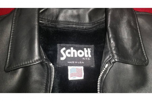 ライダースのレザー