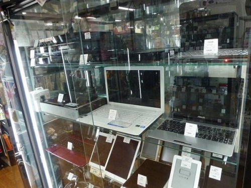 TOSHIBA