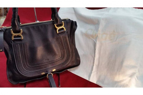 トートバッグのCHLOE