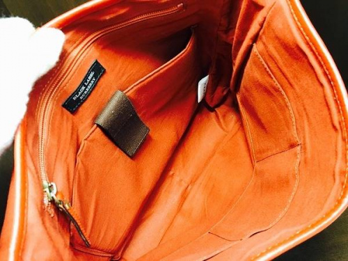 BURBERRY BLACK LABELのレザー