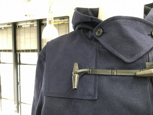 ブランド・ラグジュアリーのコート