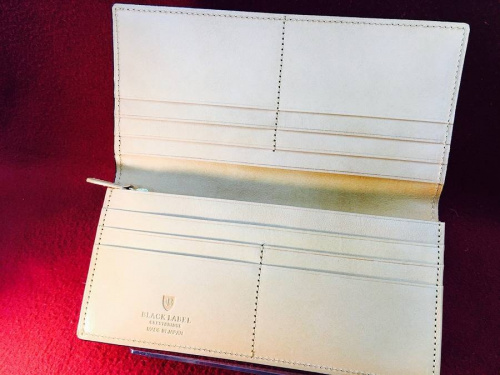 財布の上板橋ブランド