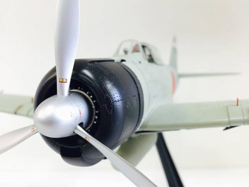 戦闘機のフィギュア