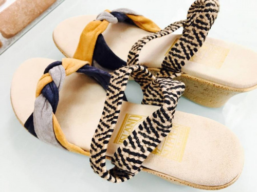 ISLAND SLIPPERのサンダル