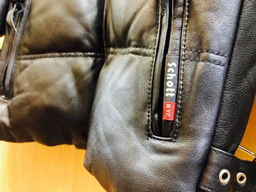 レザーのSchott