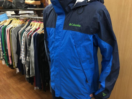 ジャケットのマウンテンパーカー