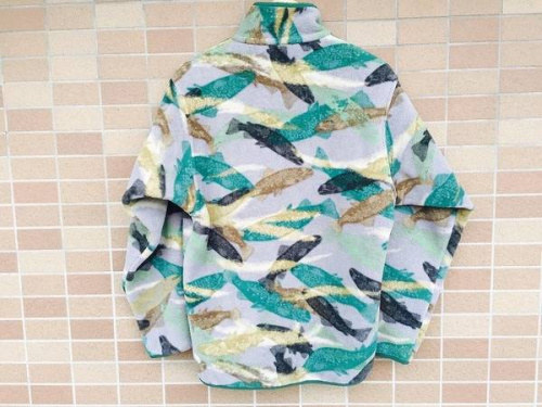 フリースのアウトドア