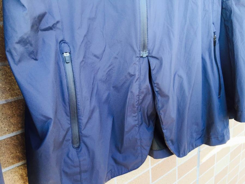 マウンテンパーカーのスノーピーク（SNOWPEAK）