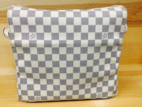 カジュアルバッグのルイヴィトン（LOUIS VUITTON）
