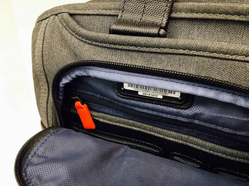 バッグのトゥミ(TUMI)