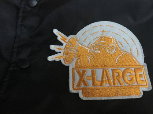 スタジャンのX-LARGE