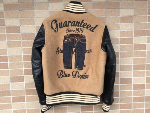 スタジャンのSTUDIO D'ARTISAN