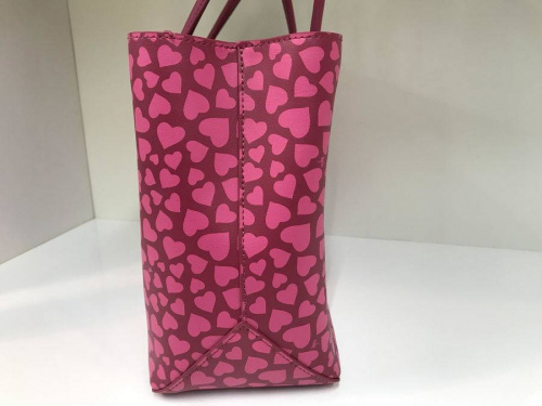 カジュアルバッグのハンドバッグ