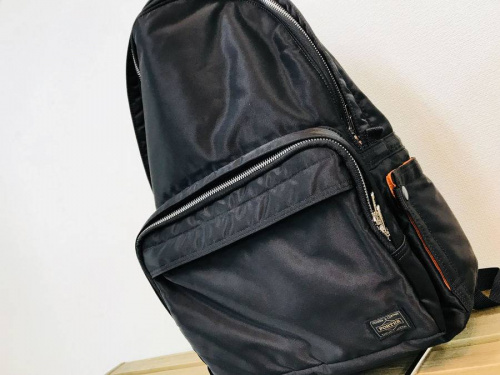 メンズファッションのデイバッグ