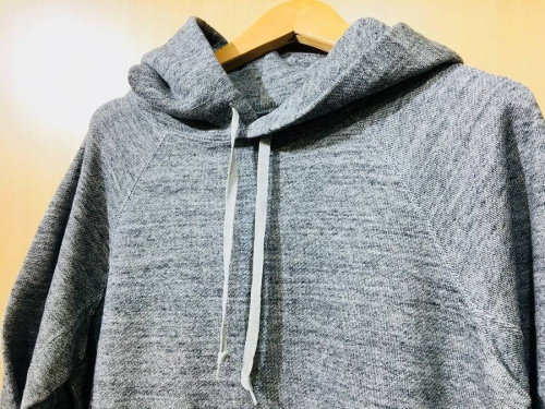 メンズファッションのパーカー