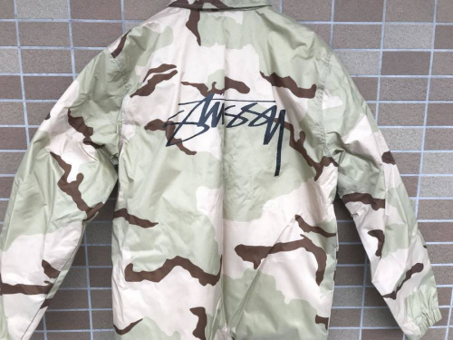 ジャケットのコーチジャケット