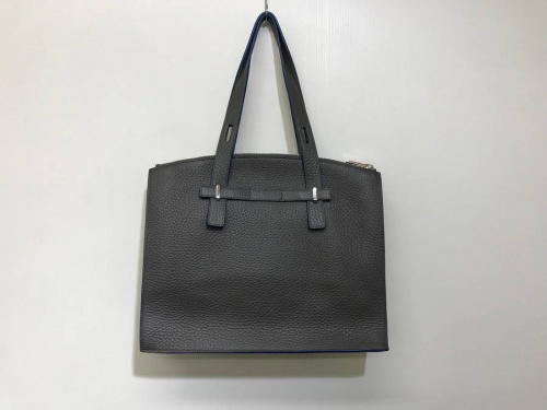FURLAのトートバッグ