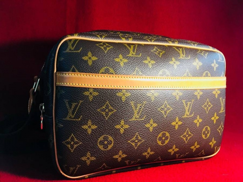 バッグのルイヴィトン（LOUIS VUITTON）