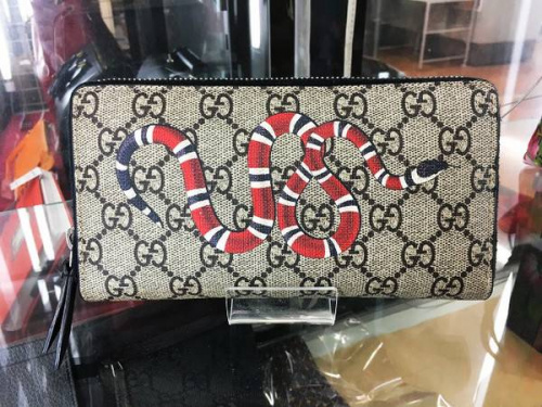 ブランド・ラグジュアリーの財布