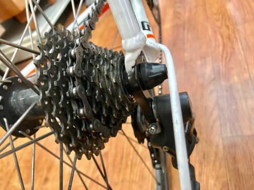 自転車のロードバイク