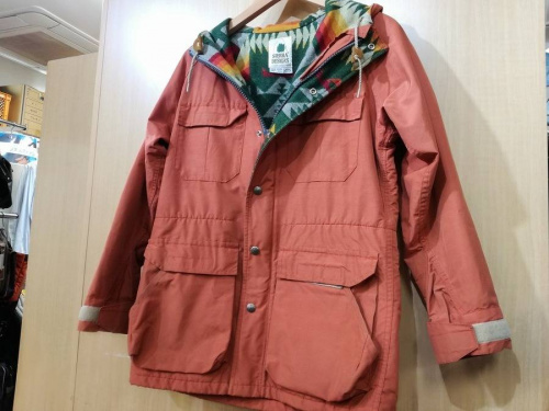 シェラデザイン（SIERRA DESIGNS）の上板橋ブランド