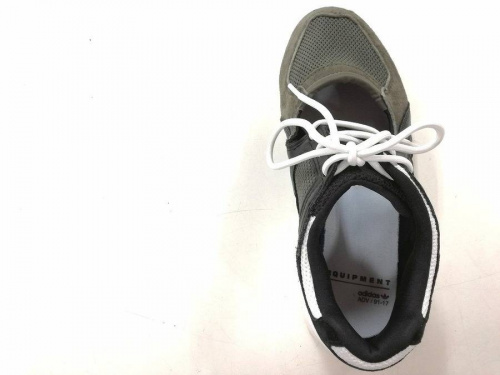 レディースファッションのアディダス(adidas)