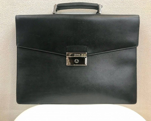 プラダ(PRADA)のビジネスバッグ