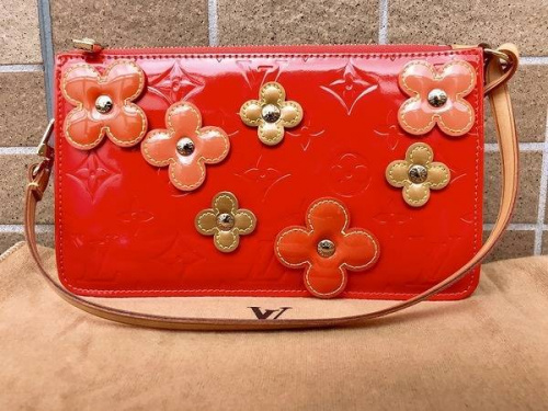 バッグのルイヴィトン（LOUIS VUITTON）