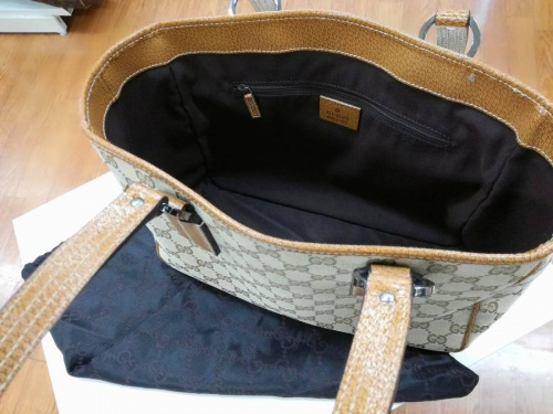 バッグのグッチ