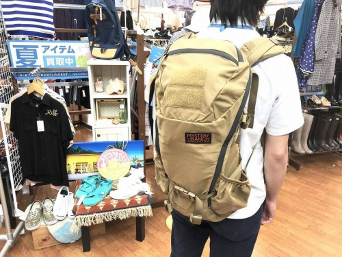 バックパックの上板橋ブランド