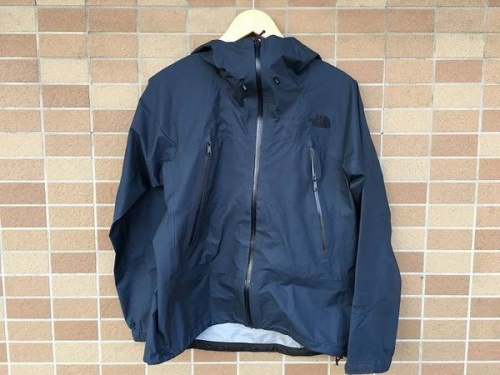 レディースファッションのジャケット