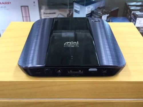 デジタル家電のプロジェクター