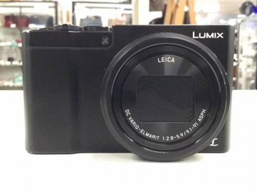 ミラーレスカメラのデジタルカメラ