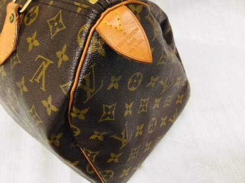 LOUIS VUITTONのモノグラム