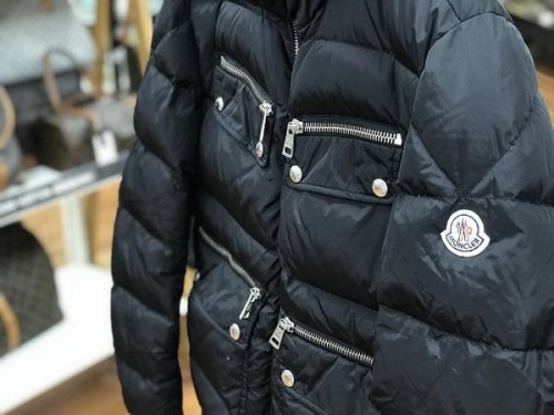 モンクレールの板橋　練馬　中野　池袋　モンクレール 　中古　買取
