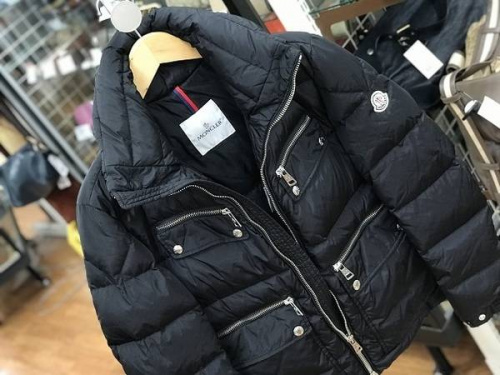 板橋　練馬　中野　池袋　モンクレール 　中古　買取の板橋　練馬　中野　池袋　洋服　中古　買取