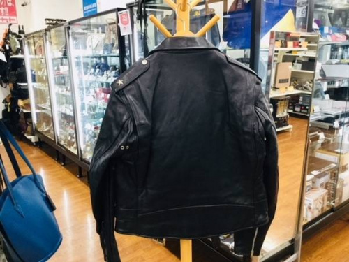 ショットのライダースジャケット