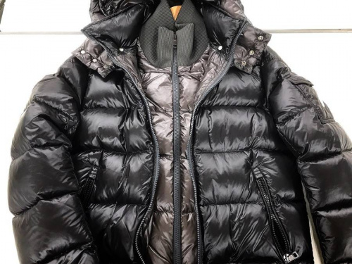 板橋　練馬　中野　池袋　洋服　中古　買取の板橋　練馬　中野　池袋　洋服　モンクレール 　中古　買取