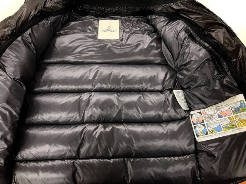 板橋　練馬　中野　池袋　洋服　モンクレール 　中古　買取