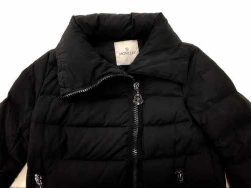 MONCLERのダウンコート